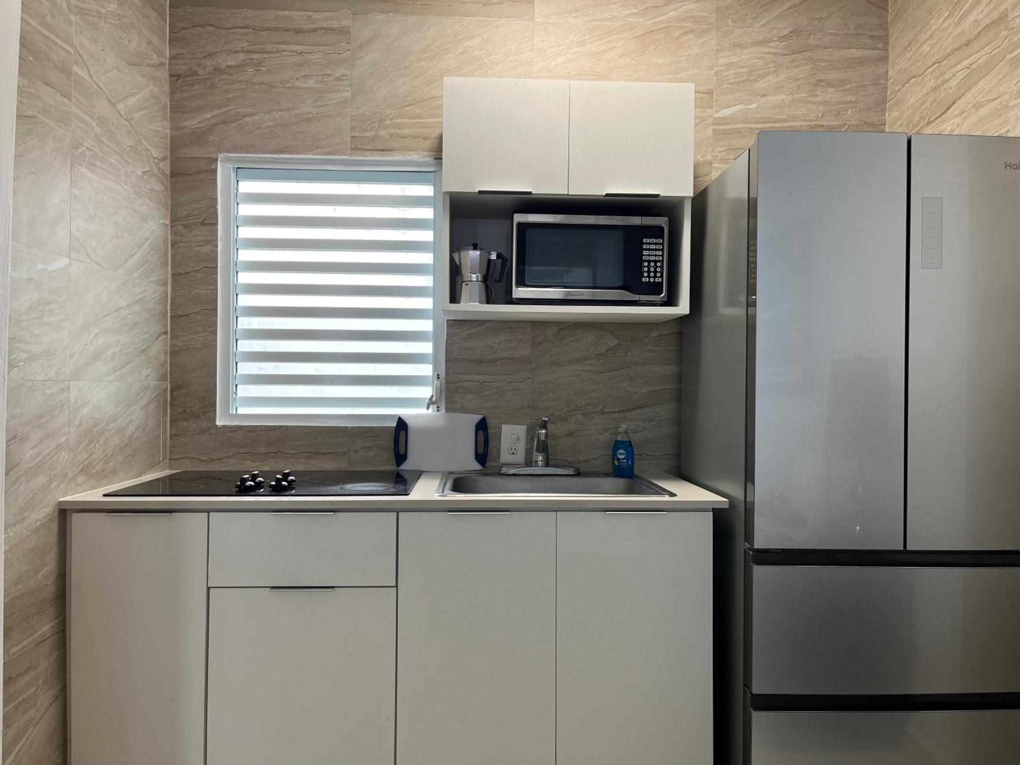 Posada Centric Studio Isla Verde Σαν Χουάν Εξωτερικό φωτογραφία